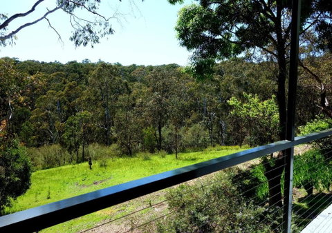 Peaceful Bush Retreat In Newly Renovated Lodge In St Andrews - Maitland Accommodation 2