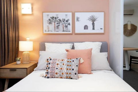 Peach On Sussex North Adelaide - Maitland Accommodation 0