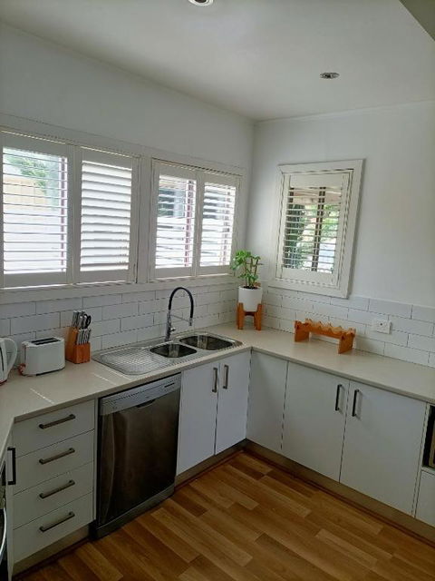 Peel Cottage - Maitland Accommodation 2