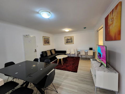 PERTH CBD APARTMENTS - Maitland Accommodation 0