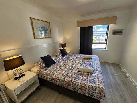 PERTH CBD APARTMENTS - Maitland Accommodation 2