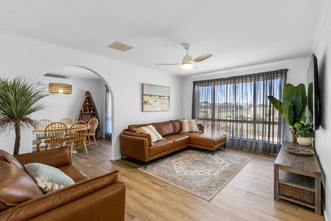 Percys Beach House Moonta Bay - Maitland Accommodation 0