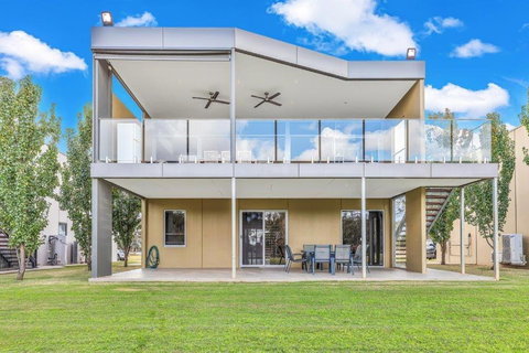 Perricoota Waters - Echuca Holiday Homes - Maitland Accommodation 1