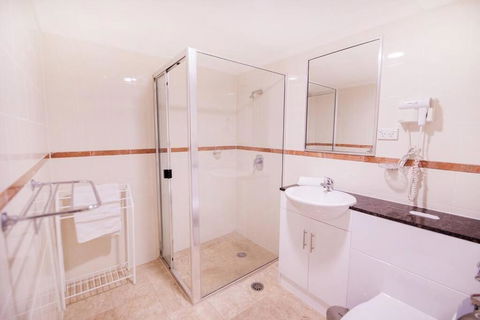 PI702 - Ideally Located Sydney CBD - Maitland Accommodation 3