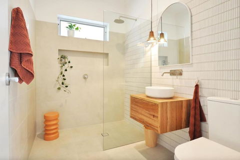 Pine At Arlos Glenelg South - Maitland Accommodation 2