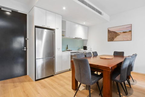Port Melbourne Dog Beach Stays - Maitland Accommodation 1
