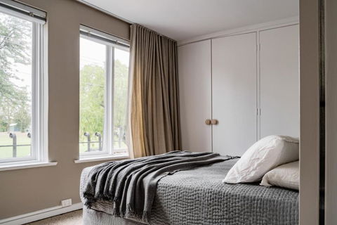 Prestigious In Prahran By Ready Set Stay - Maitland Accommodation 3
