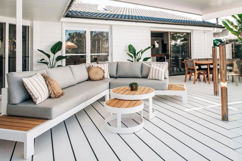 Prime Location With Pool - Walk To Coolum Beach - Maitland Accommodation 2