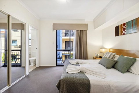 Prized Perth Retreat 1BDR - Maitland Accommodation 2