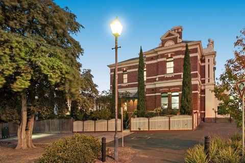 QPO QUEENSCLIFF - Maitland Accommodation 2