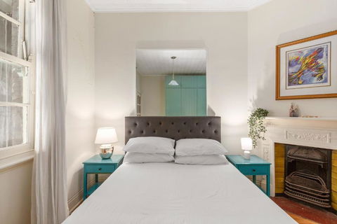 Quaint 3-Bed Heritage Home In The Heart Of Sydney - Maitland Accommodation 0