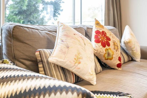 Quaint Auchenflower 1B1B Apt W Parking Close To UQ - Maitland Accommodation 1