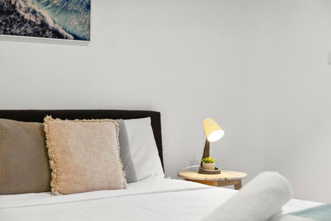 Quaint Double Room - Centrally Located At Glenfield - Shared Bathroom - Maitland Accommodation 2