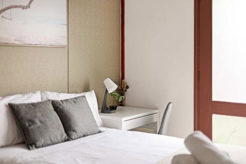 Quaint Double Room - Private Spot At Milperra - Shared Bathroom - Maitland Accommodation 1