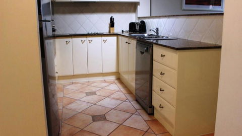 Quality Aquarius Apartment On The Beach! - Maitland Accommodation 2