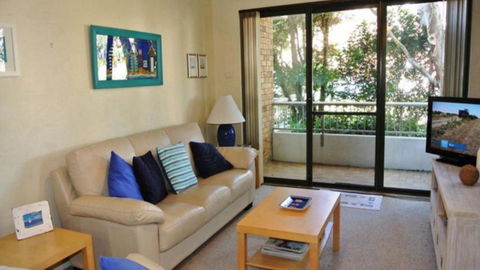 Quality Beachside Holiday - Maitland Accommodation 1
