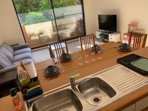 Quiet And Convenient - Maitland Accommodation 2