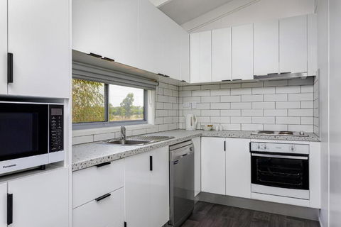 RACV Cobram Resort - Maitland Accommodation 3