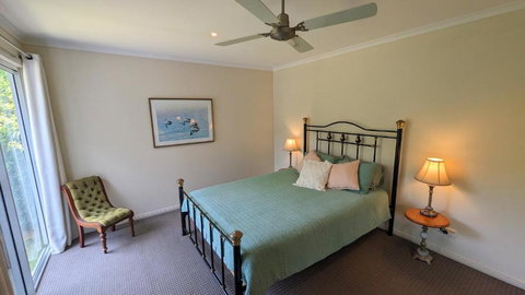 Rainforest Deluxe Bungalow - Maitland Accommodation 2