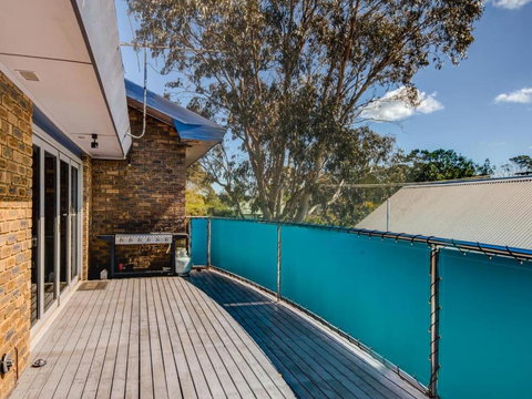 Raywood - Maitland Accommodation 1