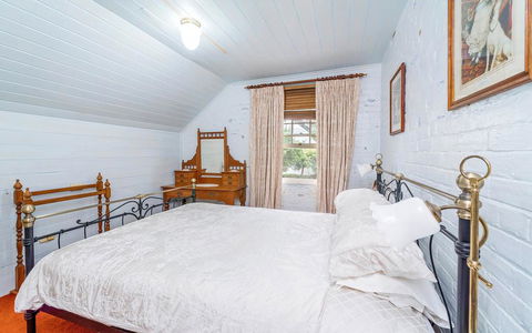 Azile 1875 Heritage Victorian Duplex - Maitland Accommodation 1