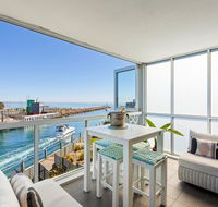 Azure Bliss Family escape opposite beach with heated pool access - Maitland Accommodation