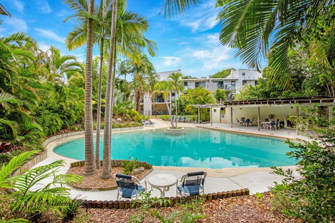 Baden 86 - Rainbow Shores, Walk To Beach, Top Floor, Air Conditioned Unit - Maitland Accommodation 1
