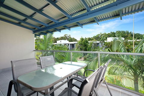 Baden 86 - Rainbow Shores, Walk To Beach, Top Floor, Air Conditioned Unit - Maitland Accommodation 3