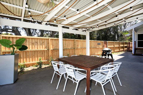 Balena @ Culburra - Pet Friendly - 1 Min Walk To Beach - Maitland Accommodation 1