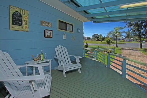 Baltica Beach House - Maitland Accommodation 3