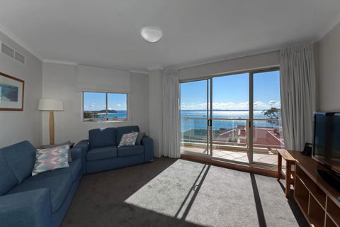 Barrington, 707/35-45 Shoal Bay Road - Maitland Accommodation 2