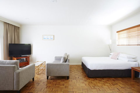 Bay Beach Motel - Maitland Accommodation 2