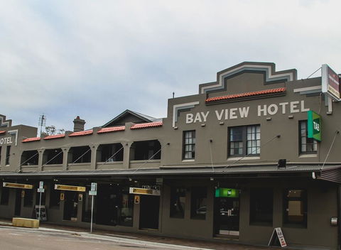 Bayview Hotel - Batemans Bay - Maitland Accommodation 0