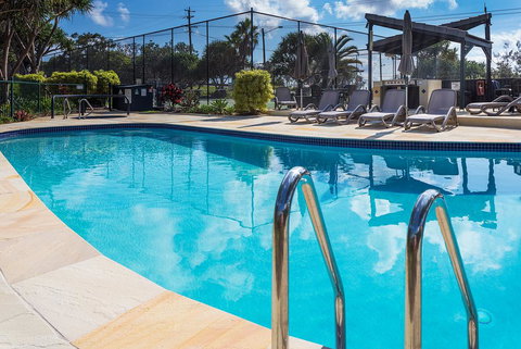Beach Escape (unit 8 Beach Breakers) - Maitland Accommodation 0