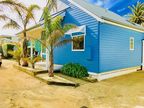 Beach Life - Maitland Accommodation 1