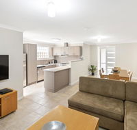 Beach Resort Chalet - Maitland Accommodation