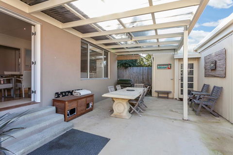 Beach Road Classic 3-10 - Maitland Accommodation 0