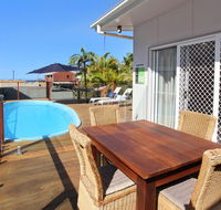 BEACH SHOPS  FABULOUS VACATION HOME - Maitland Accommodation