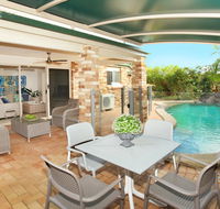 BEACHED  COOLUM Pet Friendly WIFI Linen supplied - Maitland Accommodation