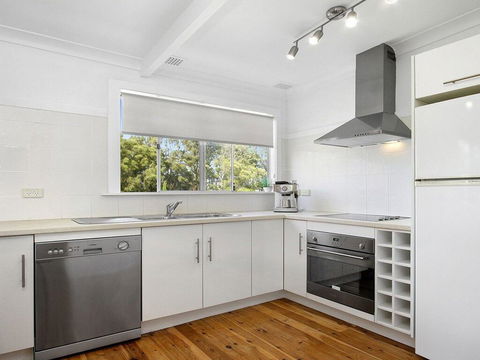Beaches @ Culburra - Relax And Recharge - Maitland Accommodation 2