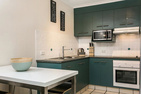 Beaches Apartments Byron Bay - Maitland Accommodation 3