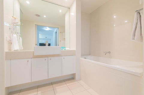 Beaches On Lammermoor Apartments - Maitland Accommodation 3