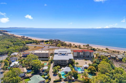 Beaches On Lammermoor Apartments - Maitland Accommodation 0