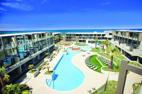 Beachfront Resort Torquay, Australia - Maitland Accommodation 0