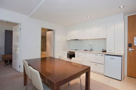 Beachfront Resort Torquay, Australia - Maitland Accommodation 1