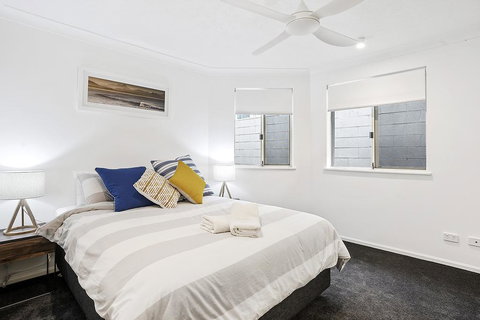 Beachhaven 1 @ Clarkes Beach - Maitland Accommodation 2