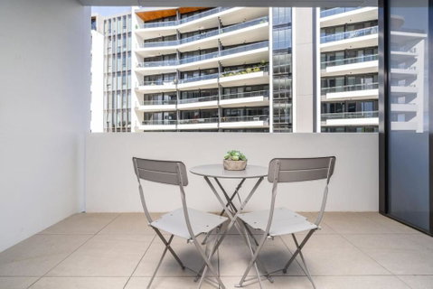 Restful Apt Near ANZAC Park West - Maitland Accommodation 2