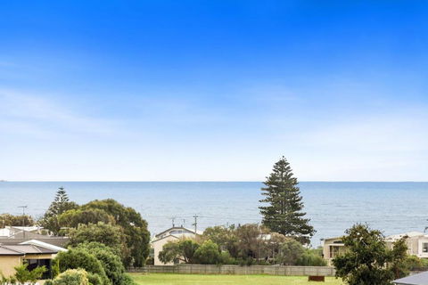 Red Salt - Maitland Accommodation 3