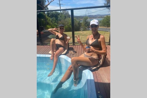 Relax In The Spa With Views Opposite Lake Eildon - Maitland Accommodation 1