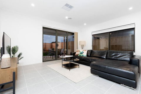 ResortStyle 4BR House With Parking - Maitland Accommodation 3